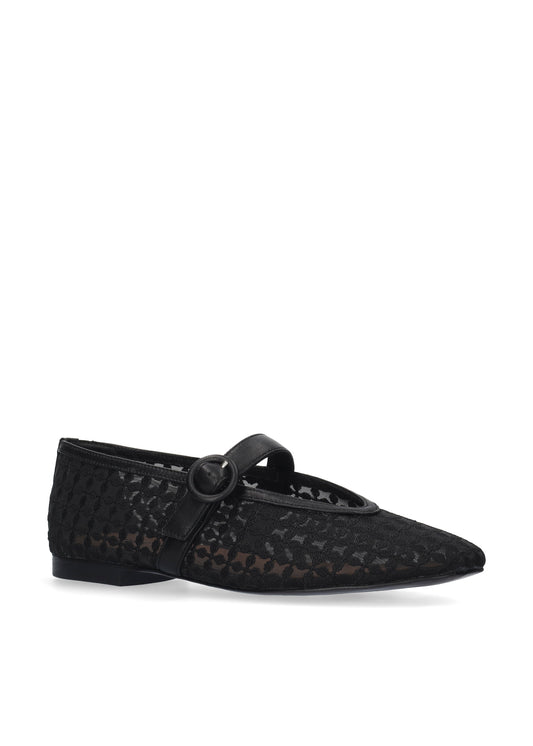 NAILA FLAT