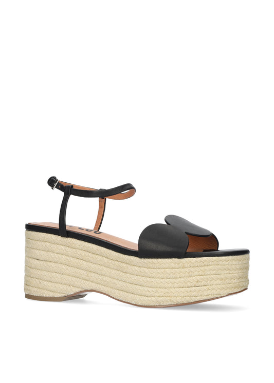 Salev sandal
