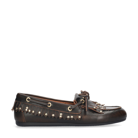 Vista lateral de los mocasines de piel para mujer Aurelie Loafer en color marrón de BIBI LOU.