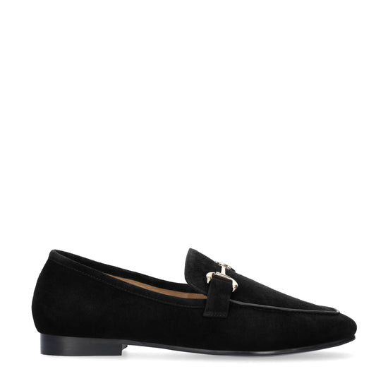Vista lateral de los mocasines de ante para mujer Ashe Loafer en color negro de BIBI LOU.