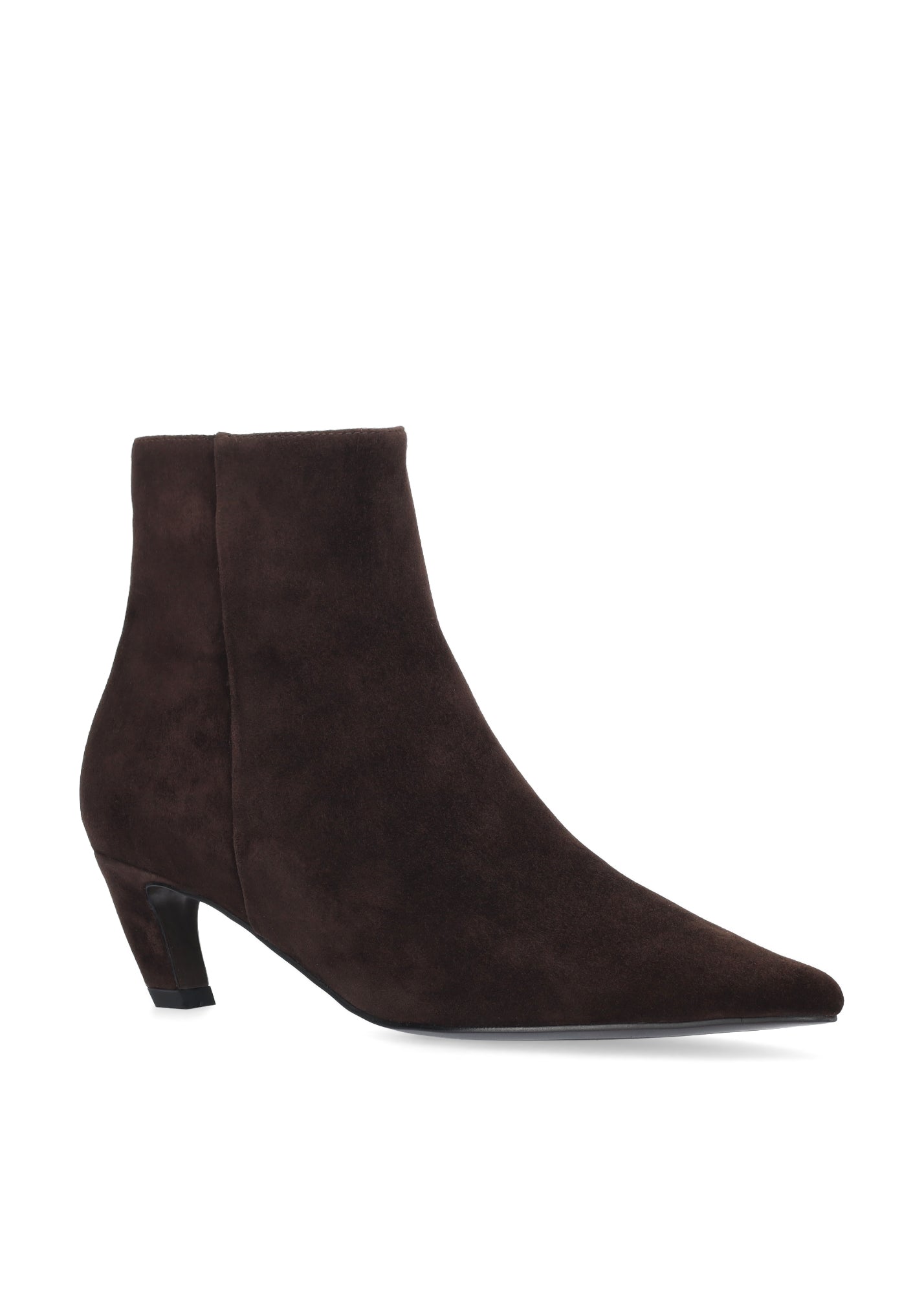Vista lateral de los botines de ante para mujer Calista Booties 55 en color marrón de BIBI LOU.