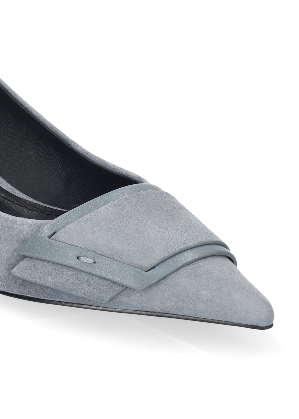 Vista lateral de los zapatos de salón de ante para mujer Astra Pumps 40 en color gris, con punta afilada, adorno sobre el empeine y tacón de aguja de 4 cm de BIBI LOU.