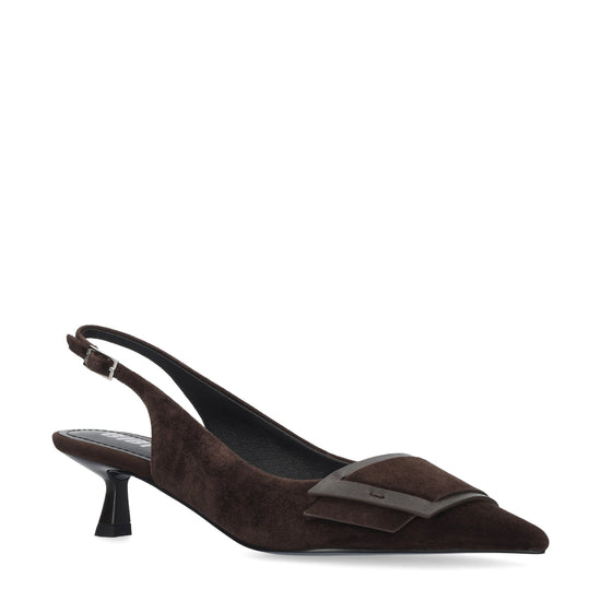 Vista lateral de los zapatos de salón de ante para mujer Astra Pumps 40 en color marrón, con punta afilada, adorno sobre el empeine y tacón de aguja de 4 cm de BIBI LOU.