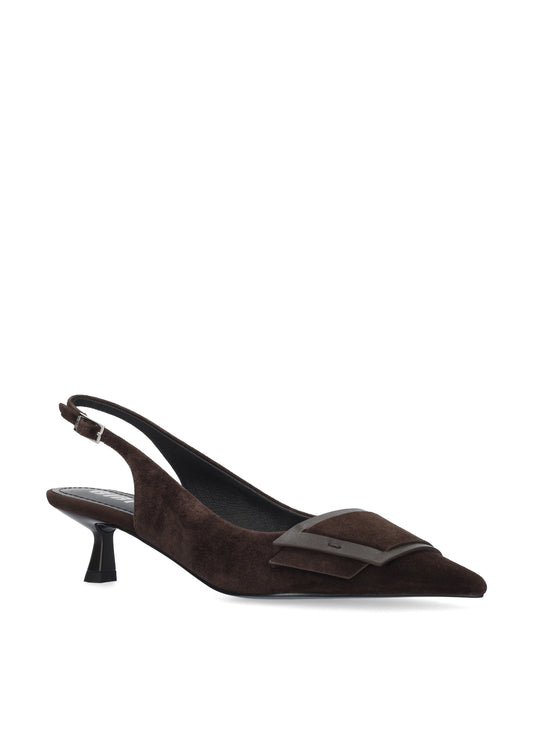 Vista lateral de los zapatos de salón de ante para mujer Astra Pumps 40 en color marrón, con punta afilada, adorno sobre el empeine y tacón de aguja de 4 cm de BIBI LOU.