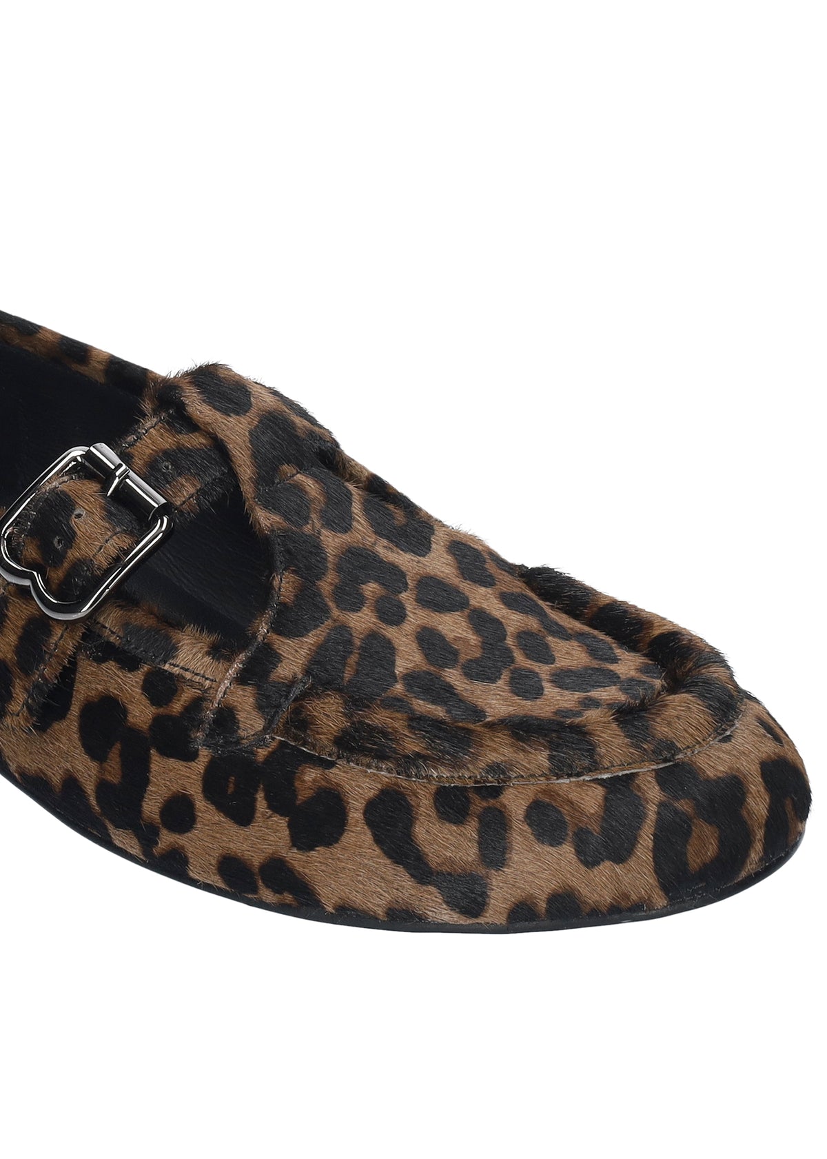 Vista lateral de los mocasines de piel con pelo y estampado de leopardo para mujer Leo Loafer, con punta redonda y tacón plano de 1 cm de BIBI LOU.