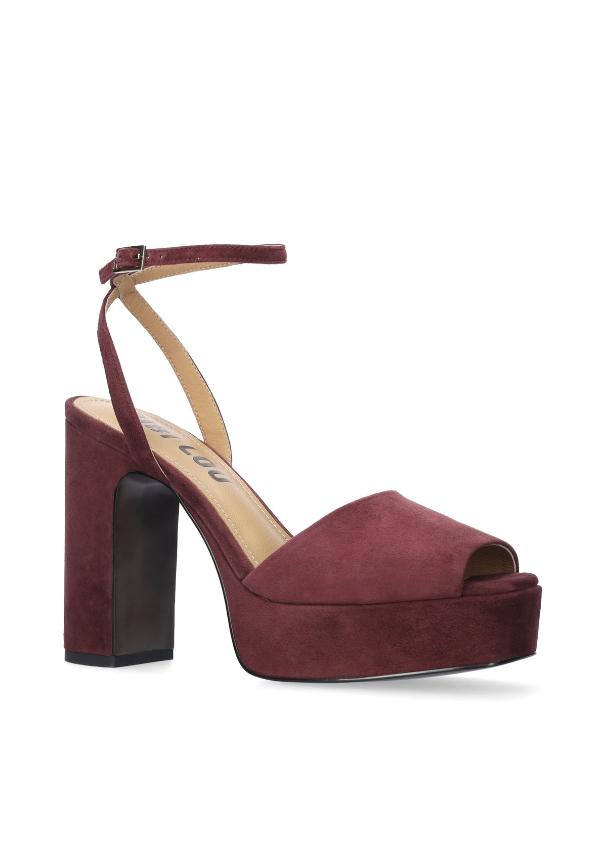 Vista lateral de las sandalias de ante para mujer Omen Sandal 110 en color burgundy, con punta cuadrada, tacón de bloque de 11 cm, plataforma forrada de 3 cm y tiras al tobillo de BIBI LOU.