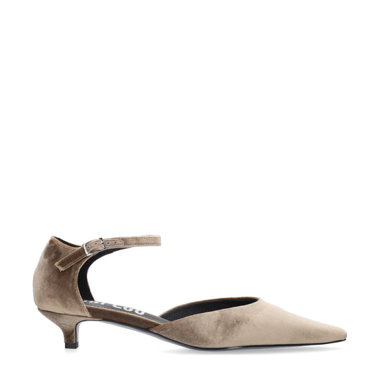 Vista lateral de los zapatos de salón de terciopelo para mujer Arlette Pumps 35 en color taupe de BIBI LOU.