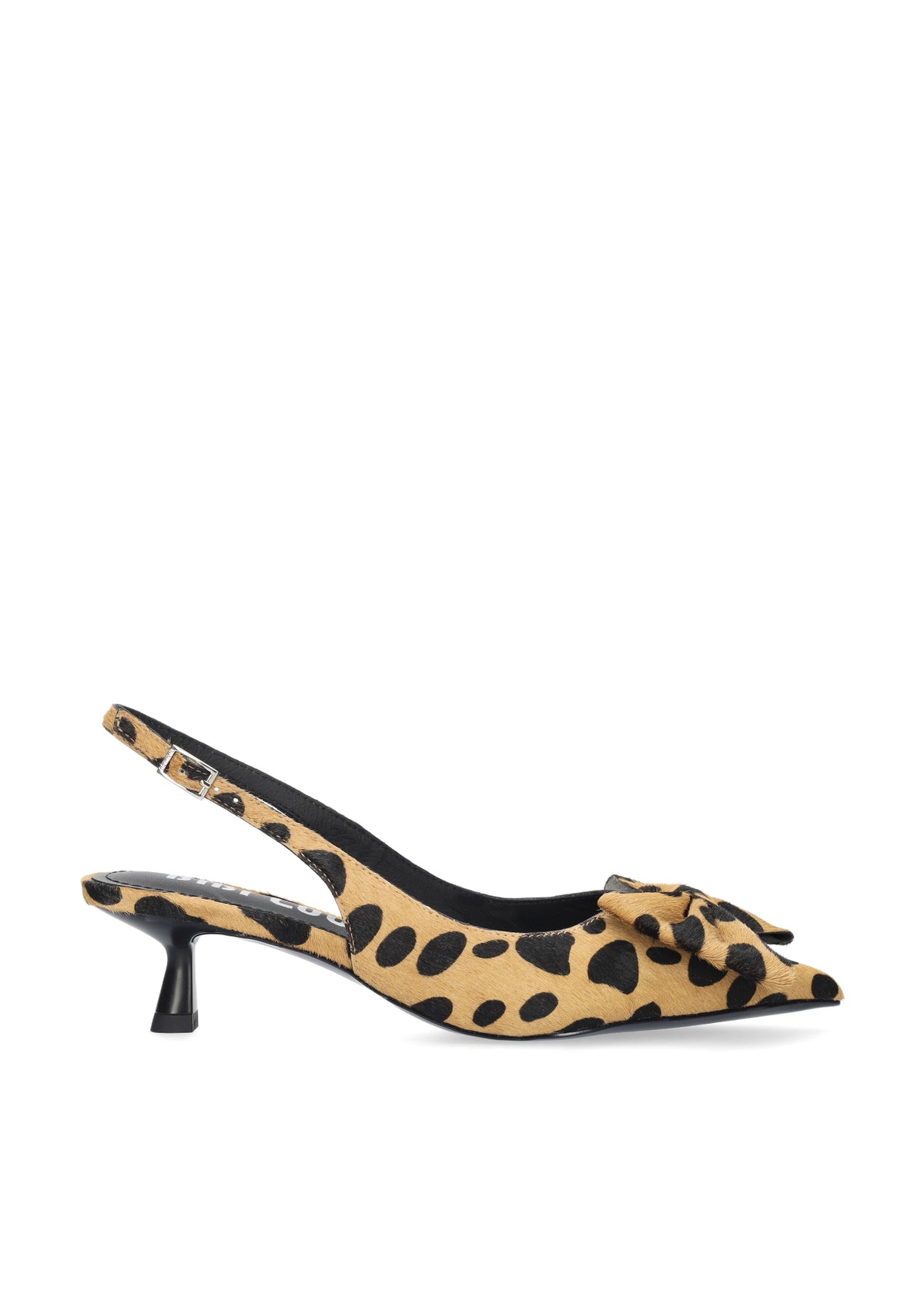 Vista lateral de los zapatos de salón de piel con pelo y estampado cheetah para mujer Gaela Pumps 40, con punta afilada, lazo decorativo y tacón de aguja de 4 cm de BIBI LOU.