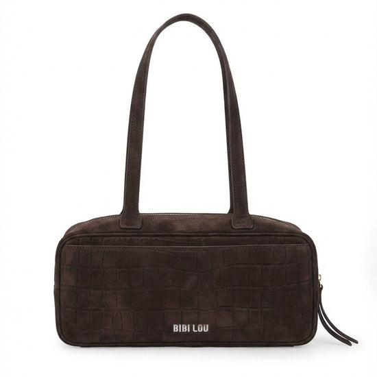 Lava Shoulder Bag de BIBI LOU en serraje marrón con efecto cocodrilo, bolsillo exterior tipo solapa y asa fija.