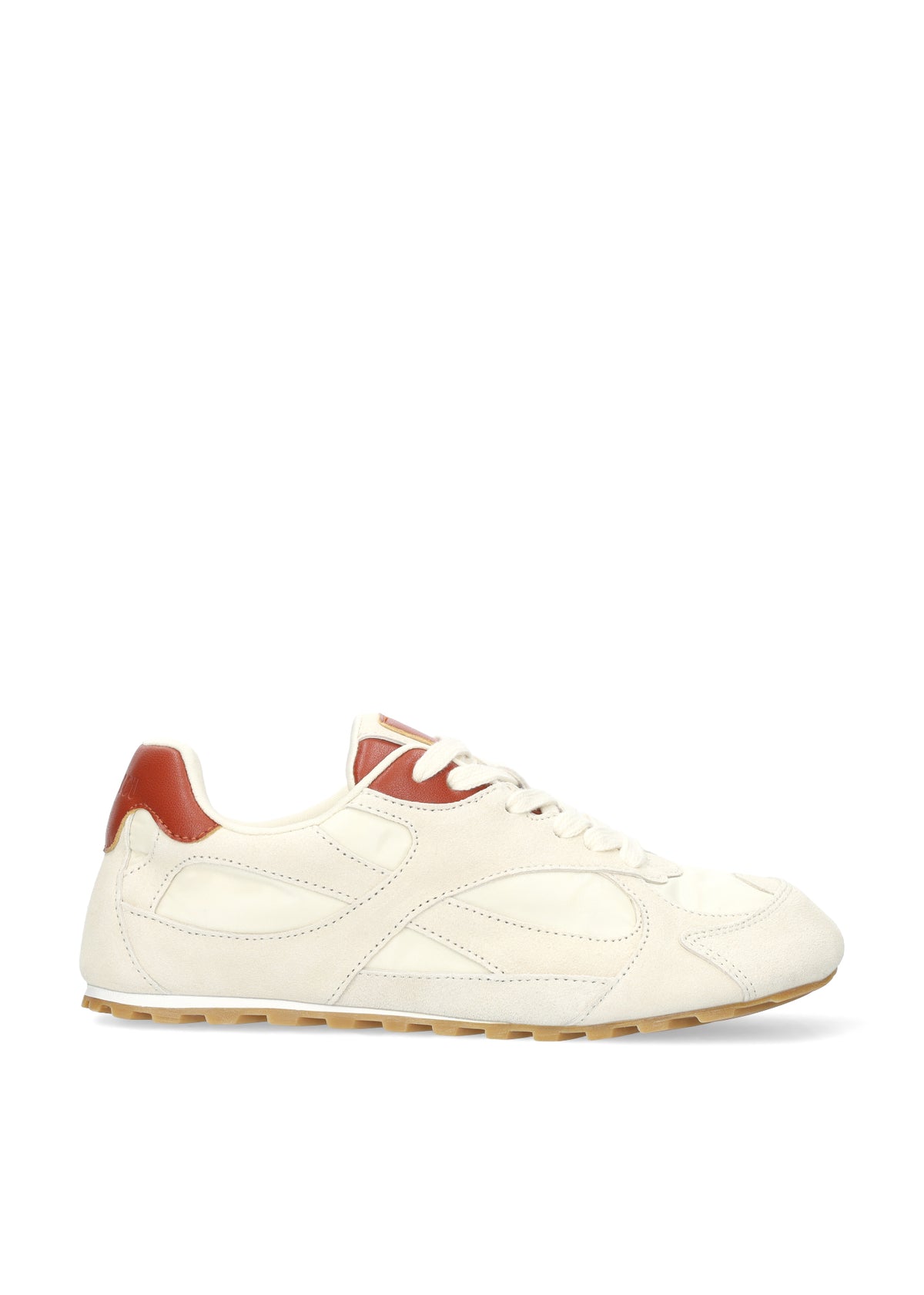 Vista lateral de las zapatillas deportivas de serraje y tejido técnico para mujer Heritage Sneaker en color off white, con punta redonda y suela plana de BIBI LOU.