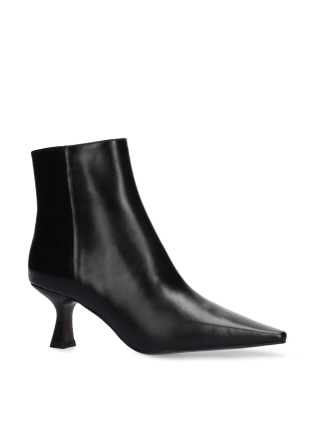 BIBI LOU Booties Mod. 553T12VK black