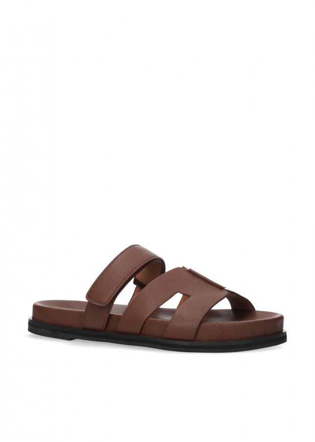 Sandalias Planas BIBI LOU Mod.525Z40VK marron